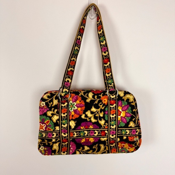 Vera Bradley Bag in Suzani Print - Picture 2 of 7